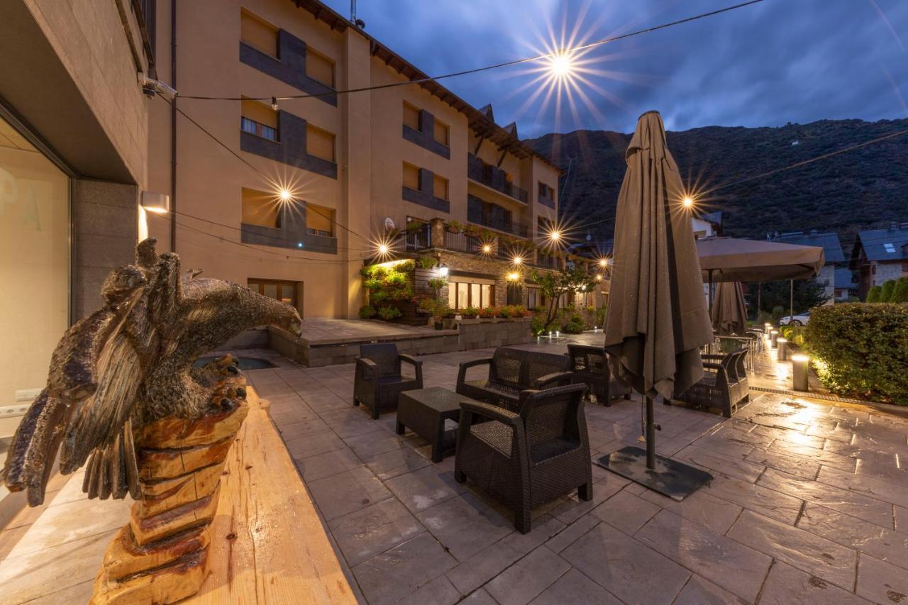 Hostal Trainera Esterri d'Àneu Exterior photo